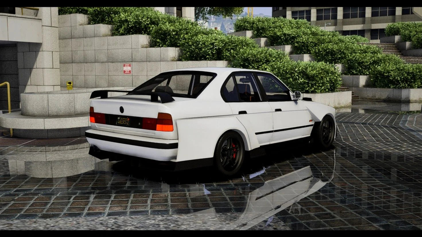 (Unbranded) BMW M5 E34 Hycade Edition | Zeed