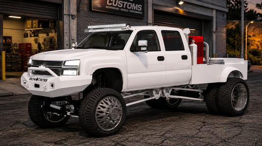 (Unbranded) Chevrolet Silverado 2500HD Cateye Custom Welder Rig (Bulletproof)
