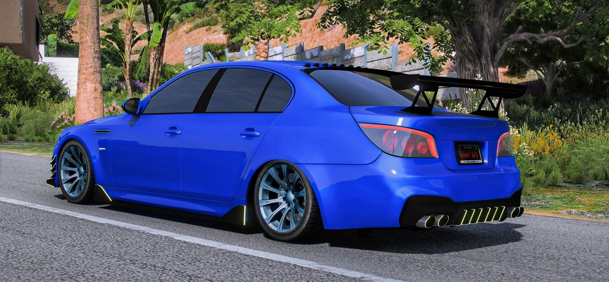 (Lore-Friendly)  M5 E60