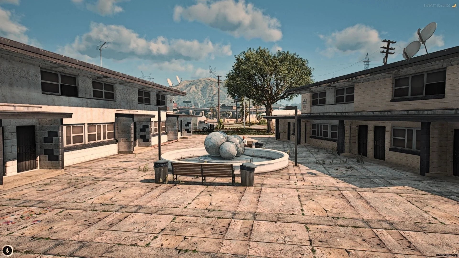  Davis Courts Hood (World)