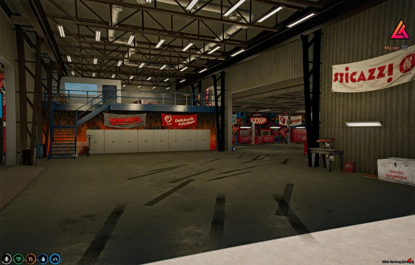  Garage Cross