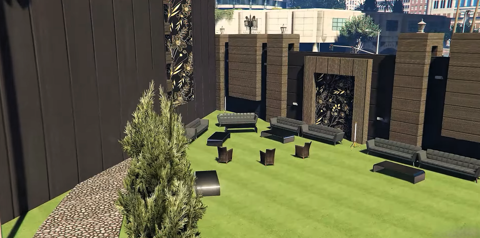  ROYAL PARKING LOT (Garage)