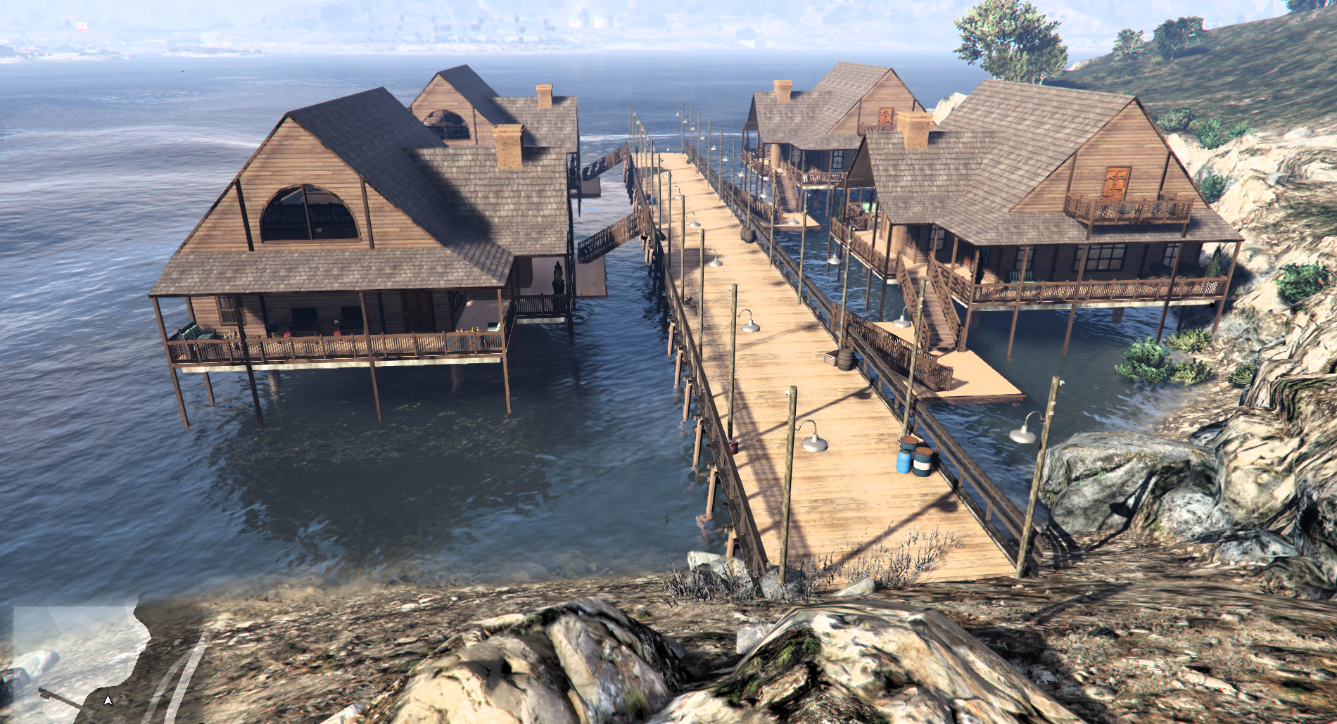  Lake Houses (House)